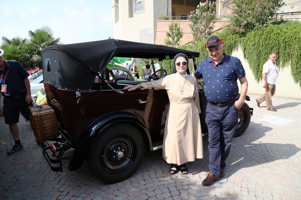 28 luglio 2019: Auto d'epoca al castello